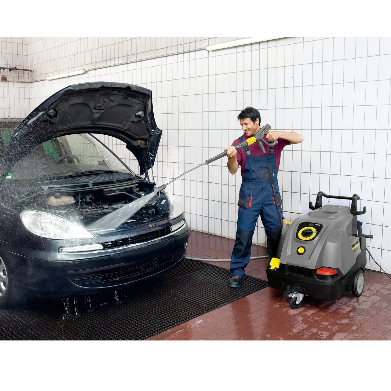 Karcher HDS 6/12 C (1.169-904.0) Hot Water Pressure Washer (240V)